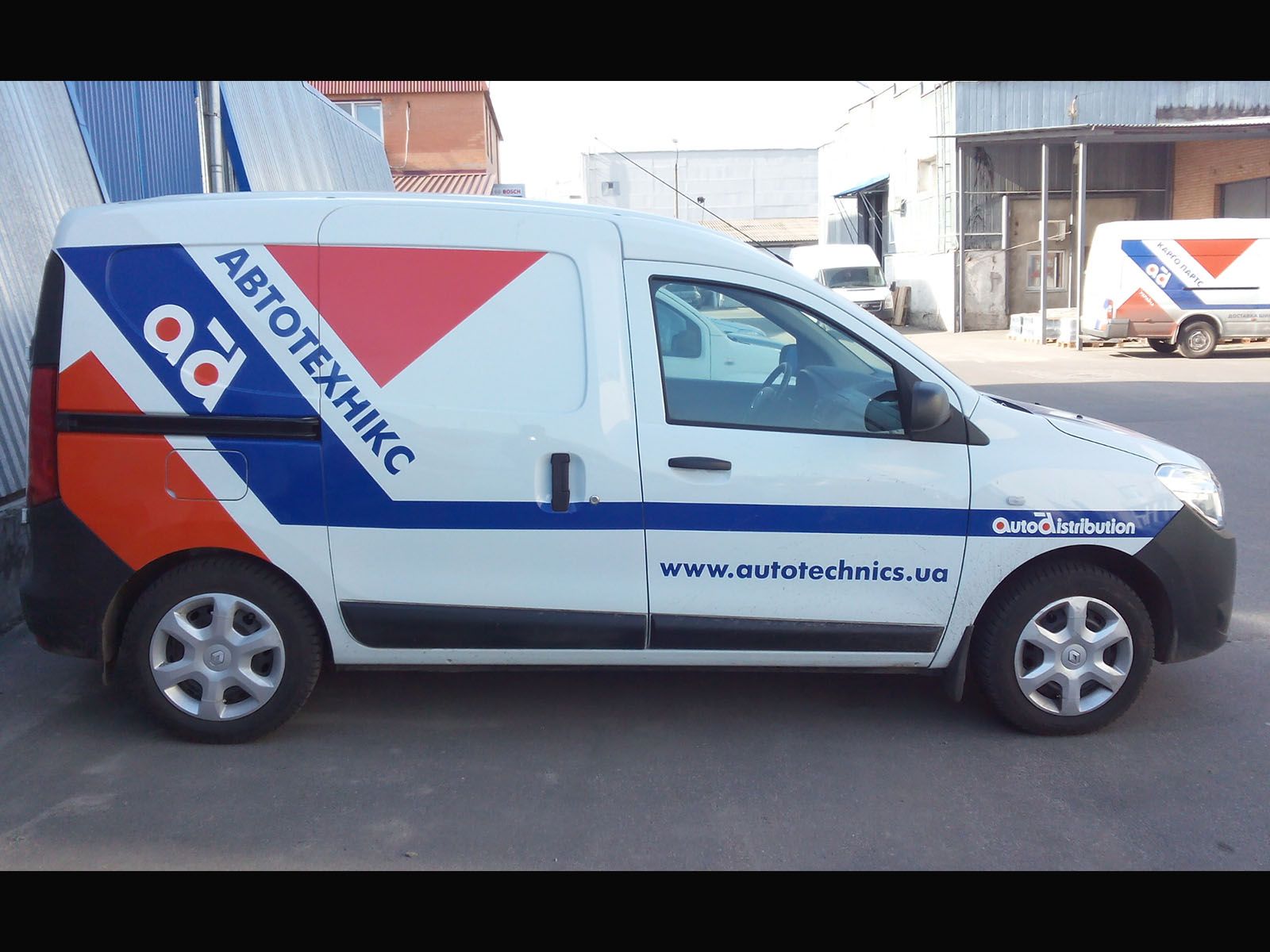 brenduvanniaavtorenaultdokkerautotechnics9FBEB376-B4F4-45FF-13D1-981A3E29BBFE.jpg